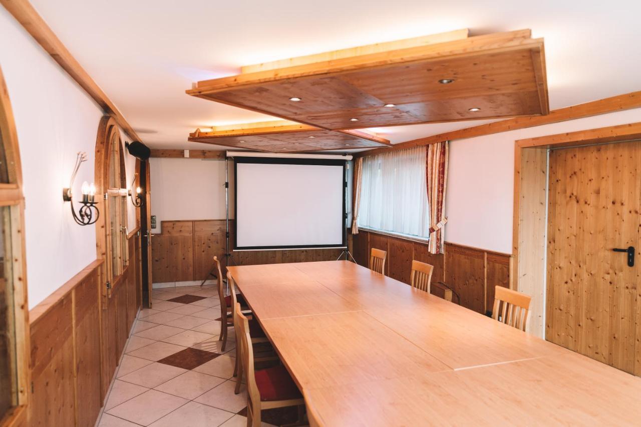 Отель Landgasthof Zum Hieblwirt Нойкирхен Экстерьер фото